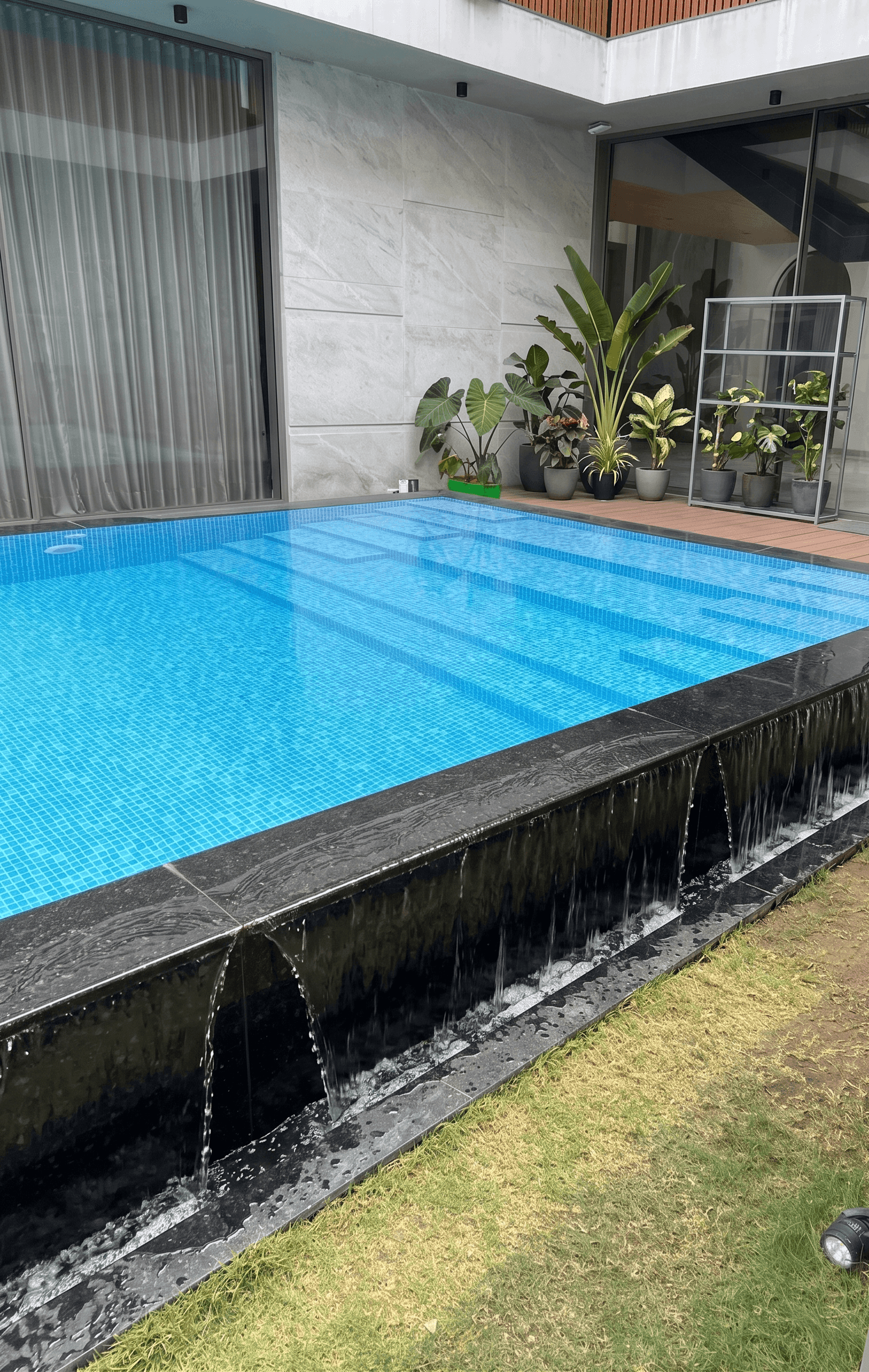 Overflow Edge Pool, Ahmedabad