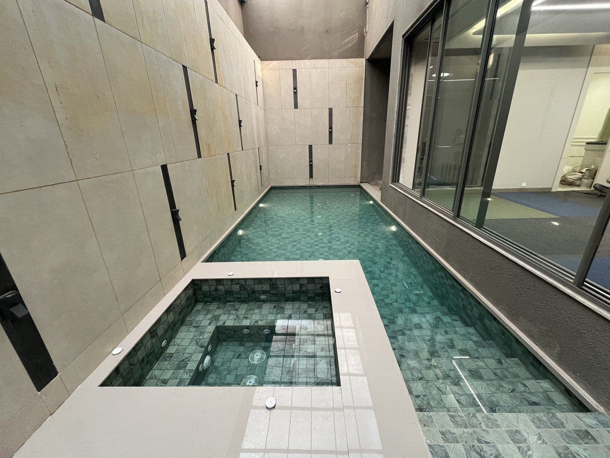 Courtyard Lap Pool & Spa, Ahmedabad