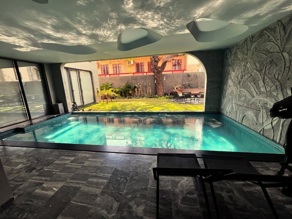 Heated Pool, Gandhidham