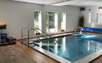 Hydrotherapy pool